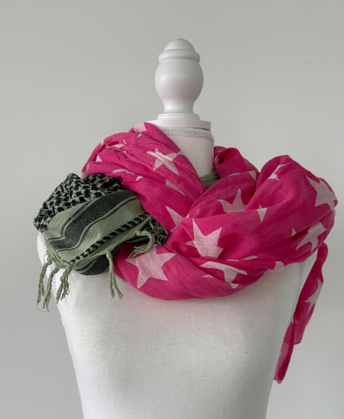 Foulards, Tücher & Schals: Modischer Schal von Plomo o Plata  Sommer Look – Gebraucht aus Weiningen ZH von san_7hsm