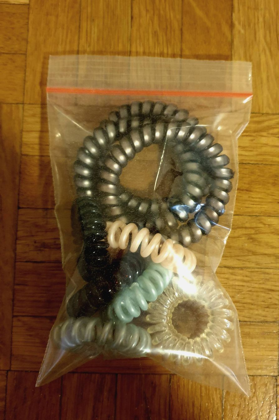 Accessori per capelli: Haar–Gummis – Nuovo (secondo la descrizione) da Zürich venduto da ptanyela