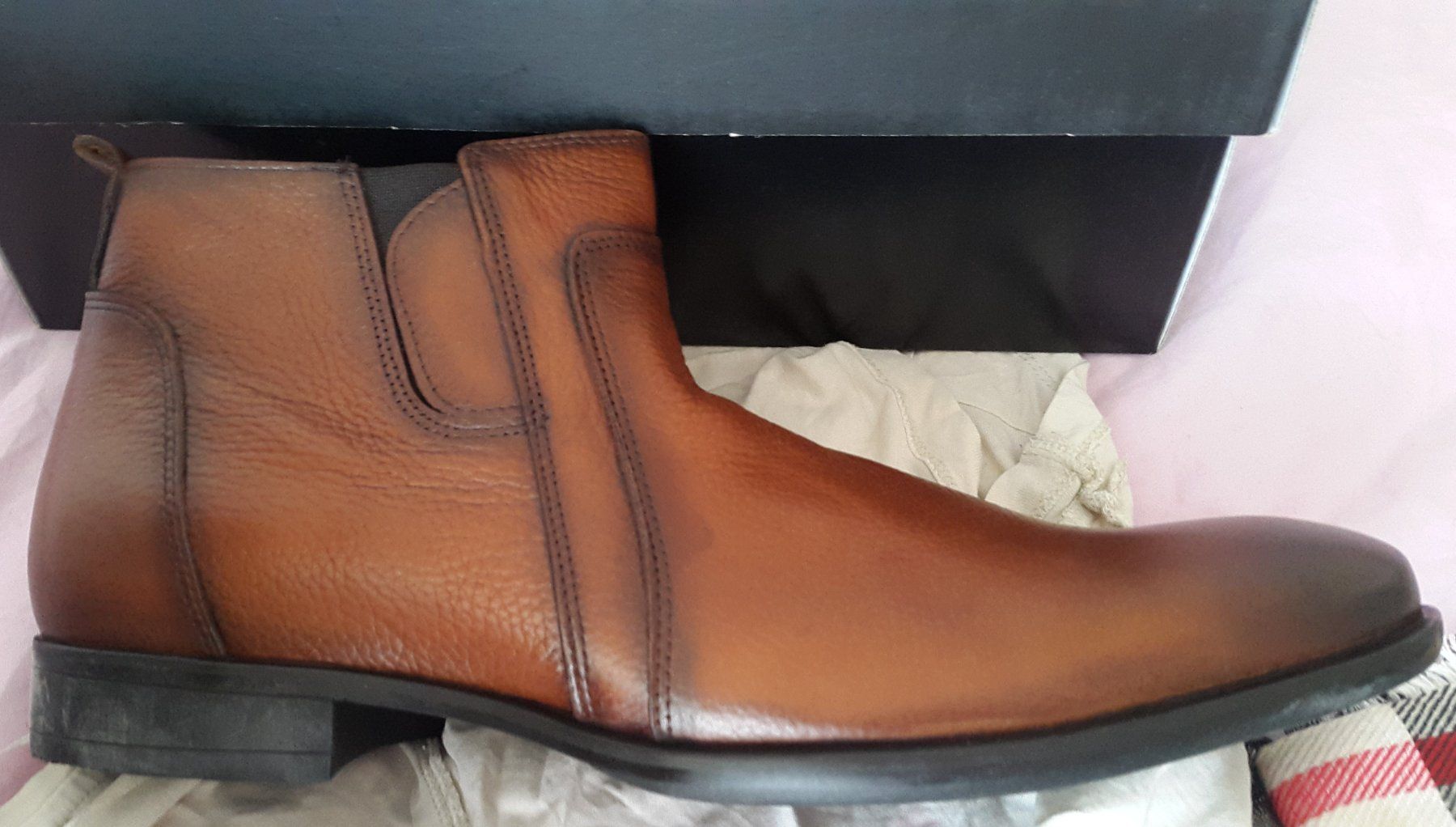 Scarpe da uomo: Bottines en Cuir p.43 – Nuovo (secondo la descrizione) da Renens VD venduto da cla_7zv5 3