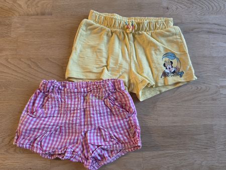 2x Kinder Shorts (Minnie Mouse) Pink Karro Grösse 98