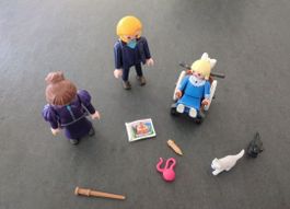 Playmobil Heidi 70258 Clara mit Vater und Fräulein Rottenmei