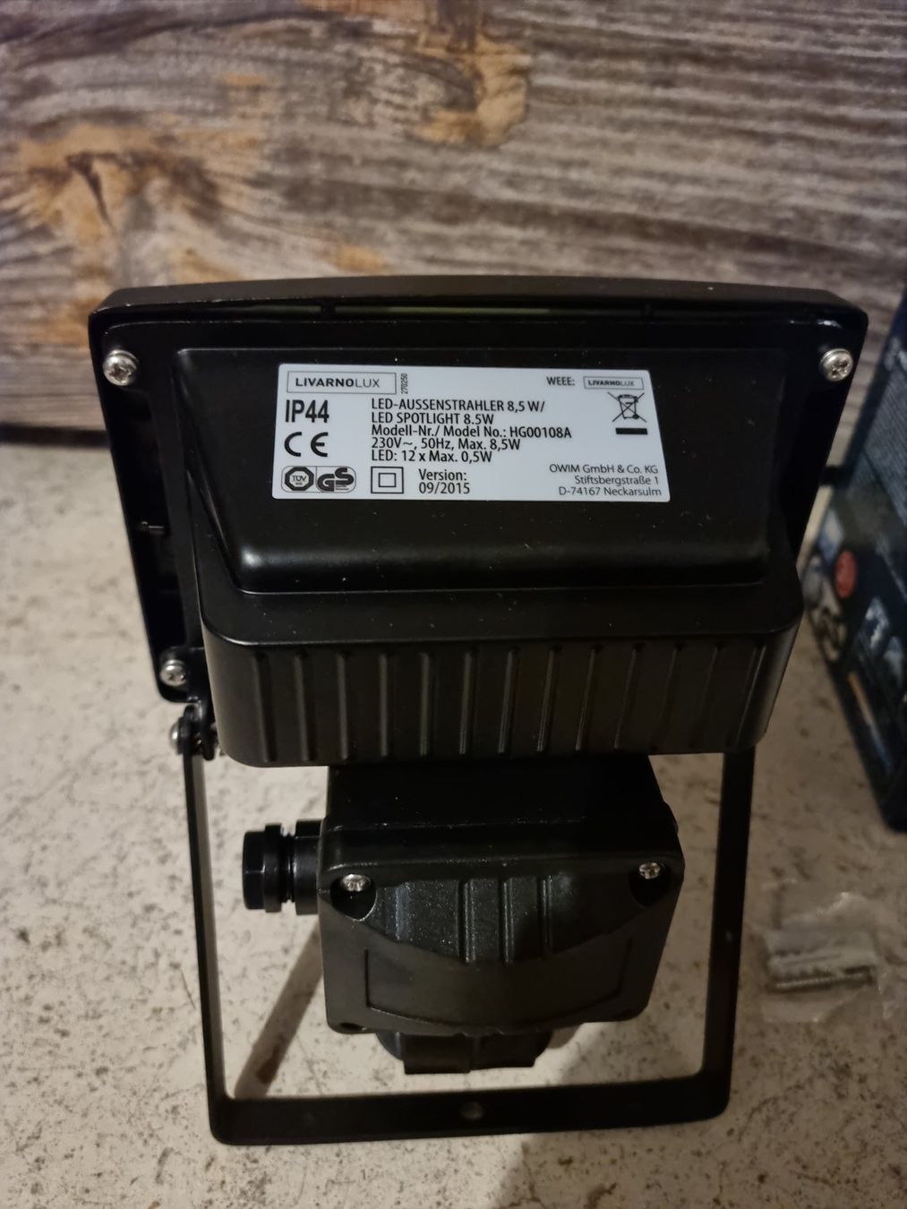 Lampade: Livarnolux LED-Aussenstrahler NEU – Nuovo (secondo la descrizione) da Kesswil venduto da mie_g89p 1
