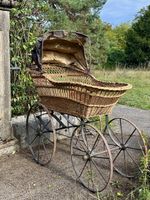 Ancienne poussette Antiker Kinderwagen 1800-1900 Old
