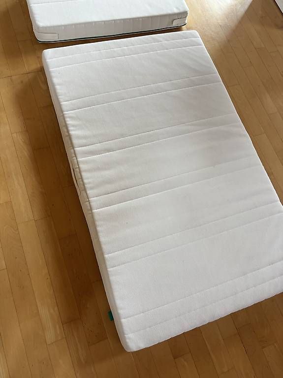 Letti: Ikea Sundvik Echtholz Bett incl Lattenrost – Usato da Zürich venduto da frohlein 2