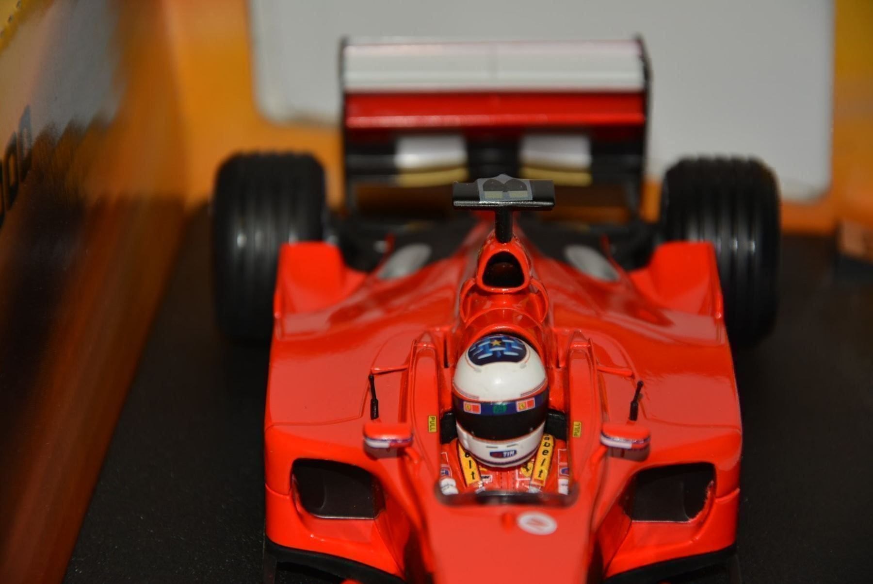 Ferrari Modellini d'auto: Ferrari F1-2000 Rubens Barrichello  1:18 – Nuovo (secondo la descrizione) da Goldach venduto da Feivel9 2