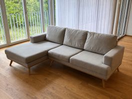Hellgraues Ecksofa