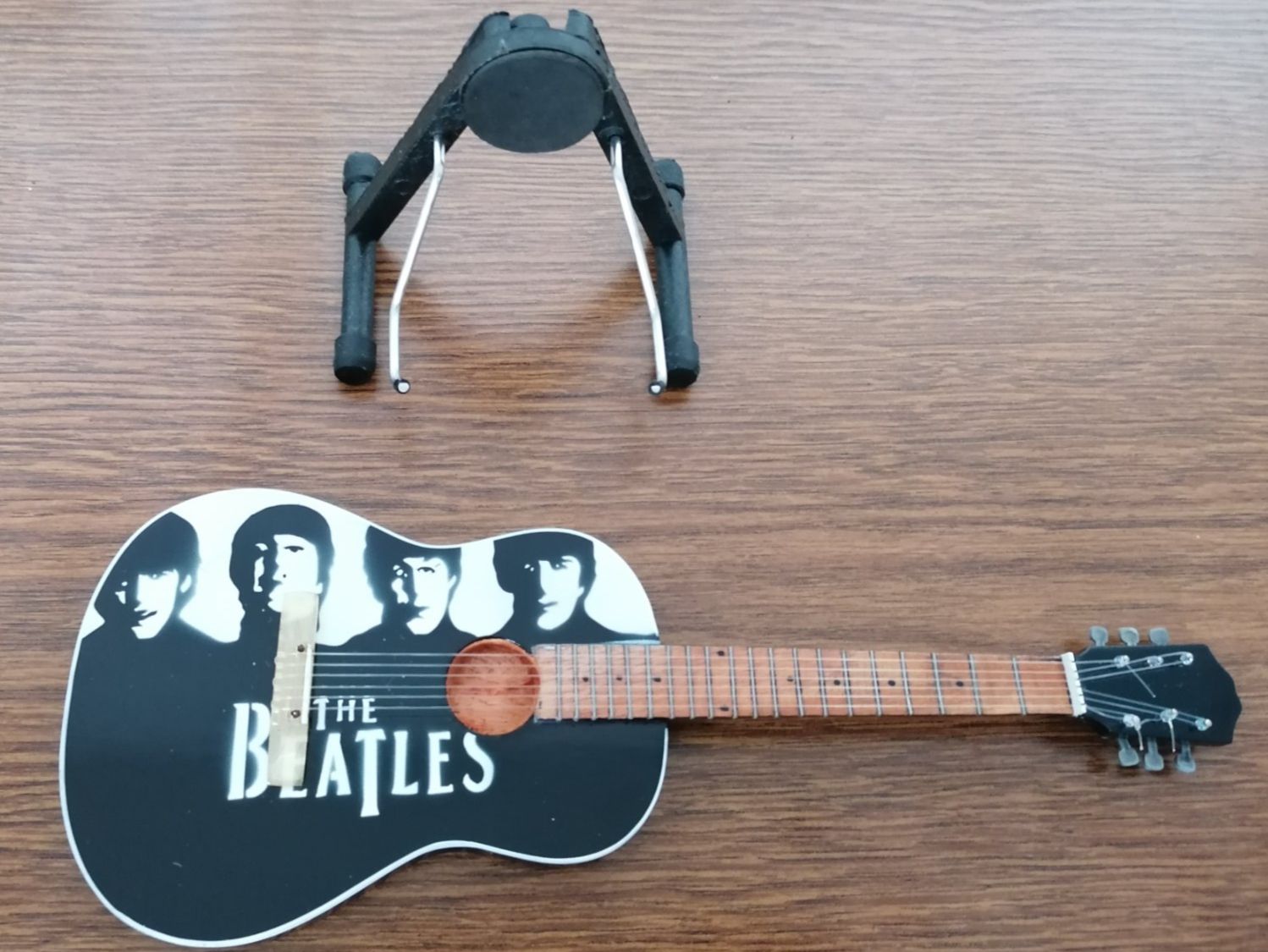 Kit di modellismo & Modellini statici: Modellgitarre – Nuovo (secondo la descrizione) da Geroldswil venduto da Dirici 1