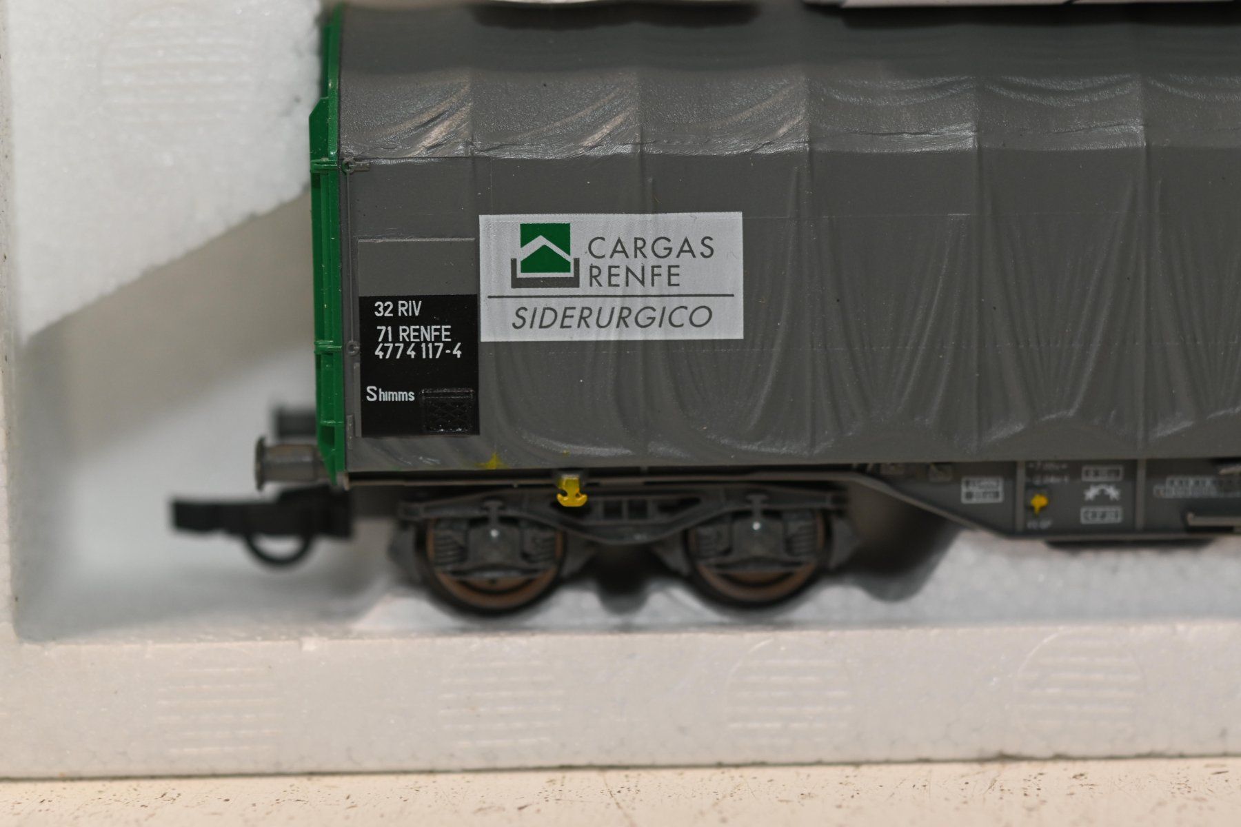 Roco Modellini di ferrovie: Renfe Cargas Roco HO/AC mit OVP – Usato da Laupen ZH venduto da Zmoewe 1
