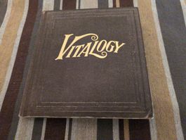 Vitalogy Buch von Pearl Jam - Sammlerstück für Musikfans!