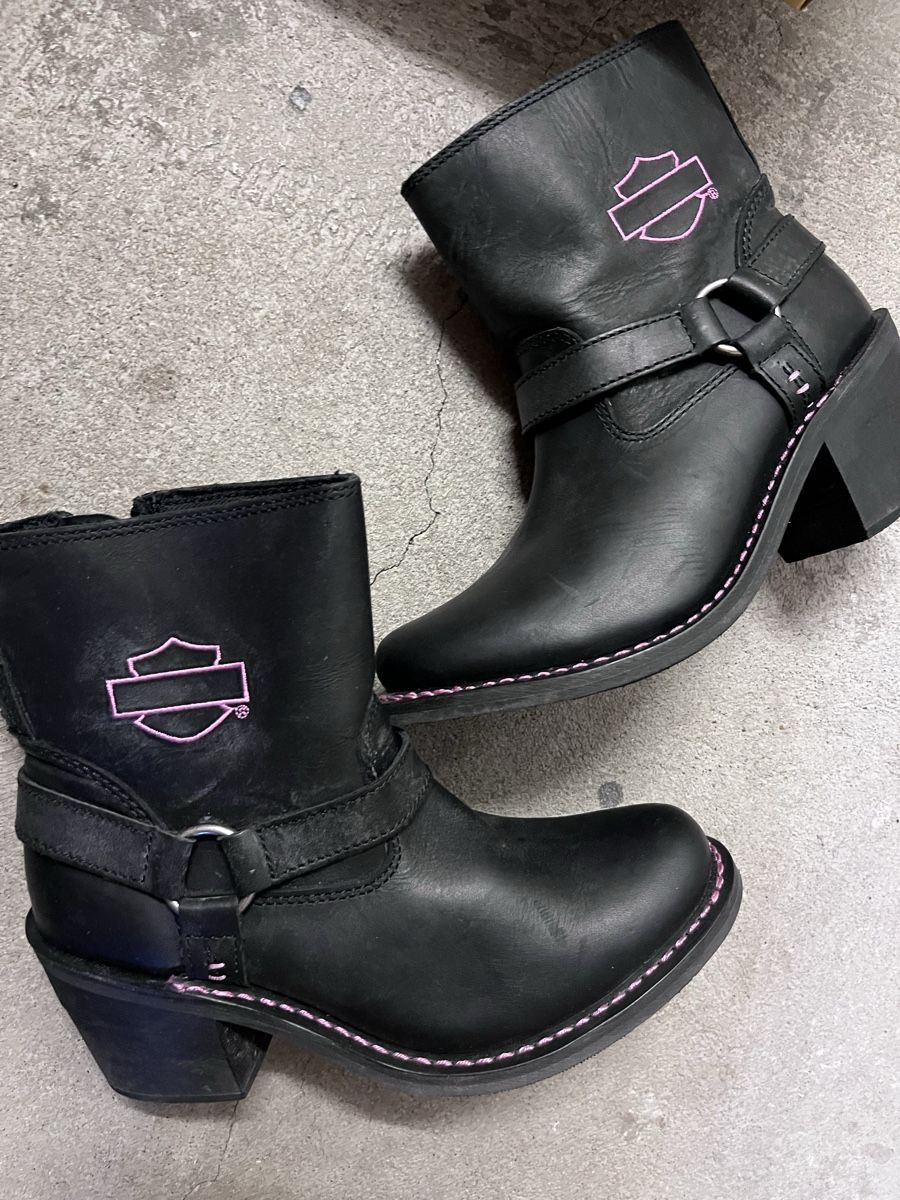 Harley-Davidson Damenschuhe: Harley Davidson Boots, Schwarz Leder, Gr.39 – Gebraucht aus Zell ZH von Spring1509