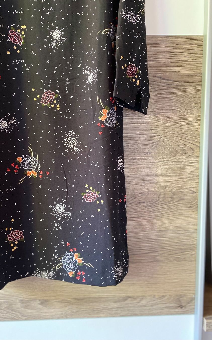 Kleider: Robe noire à fleurs - Camaïeu – Neu und originalverpackt aus Rochefort von Audrey.Maire 5