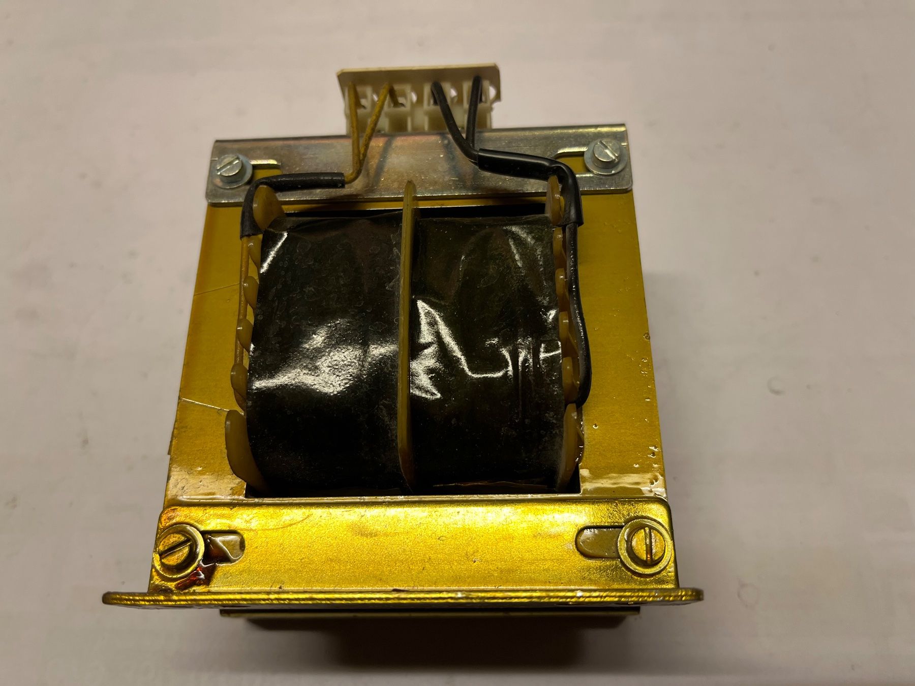 Componenti elettronici: Huber Transformator 230V / 200VA – Usato da Küblis venduto da hypofacto 2