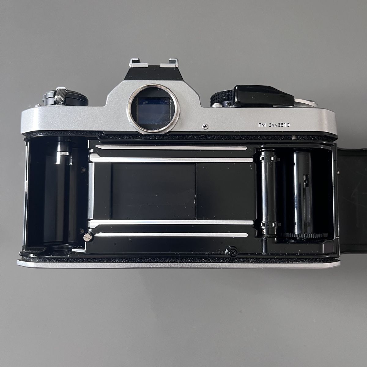 Nikon Fotocamera: Nikon FM + AF nikkor 50mm 1.8 – Usato da Vevey venduto da ramelio 3