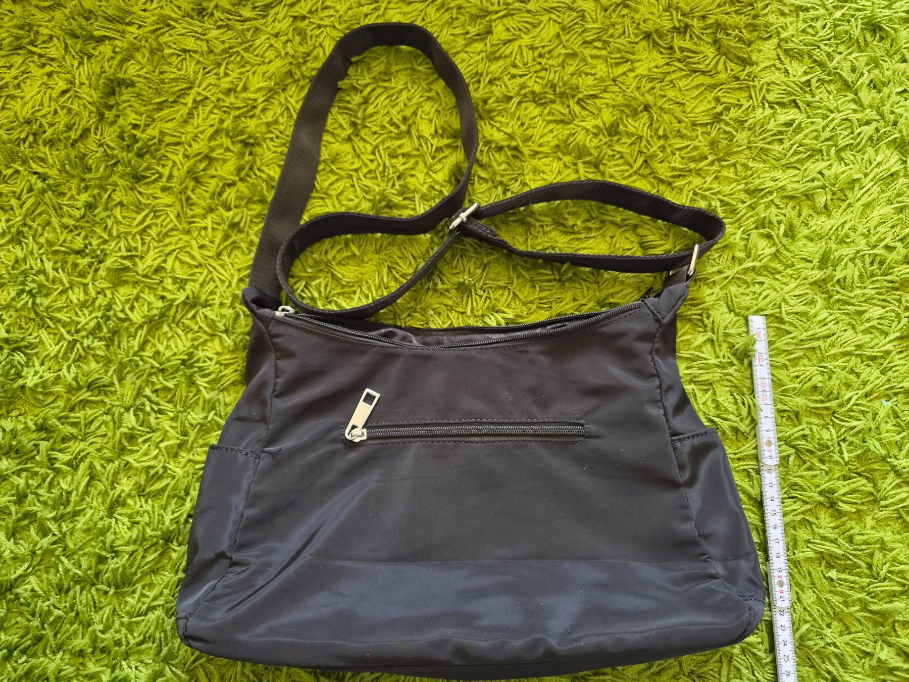 Borse da donna: Schöne schwarze Handtasche – Usato da Zürich venduto da chralo 1