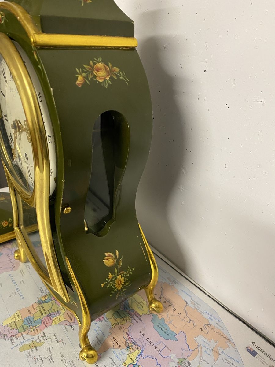 Alle Dekorationen: Antike Zenith Wanduhr, floral bemalt – Gebraucht aus Büron von Filadefia-888 4