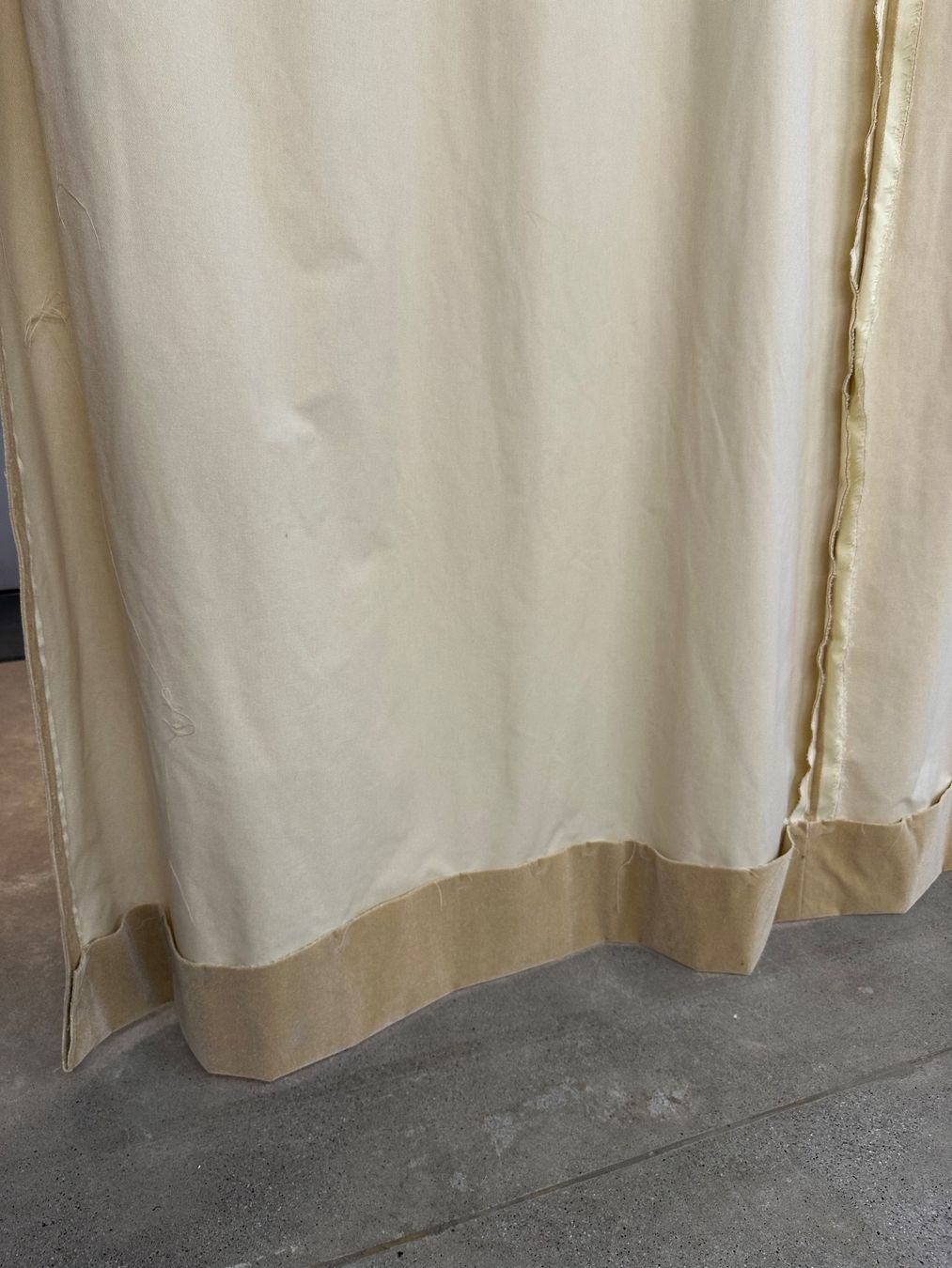 Tende: VORHANG - BÜHNEN VELOUR #11 – Usato da Zürich venduto da NIKI777 4