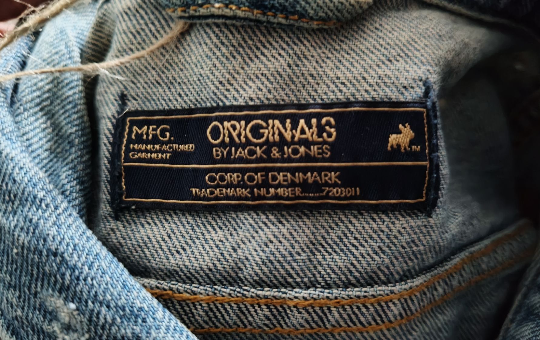 Jack & Jones Giacche: Jeansjacke US JACK & JONES M DENIM – Usato da Crassier venduto da kolakao 2