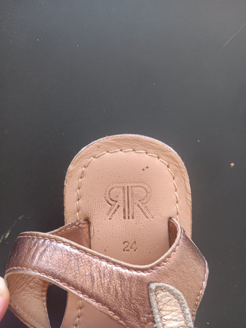 Chaussures garçon: sandales enfant taille 24 – D'occasion à Lausanne par Grabock 4