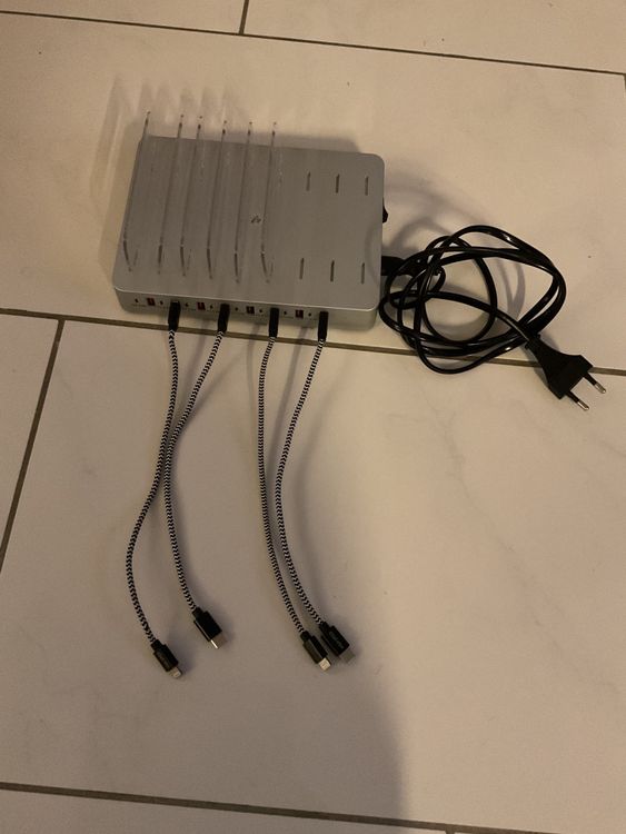 Ladestation für I-Pad und I-Phone 1