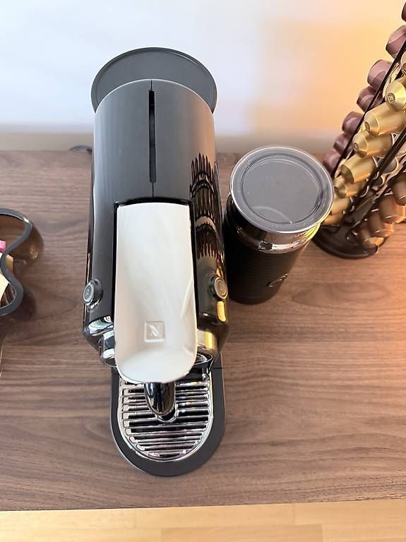 Kaffeemaschinen & Espressomaschinen: Macchina da caffè Nespresso Citiz & Milk – Neu und originalverpackt aus Caslano von jus_7h2t 3