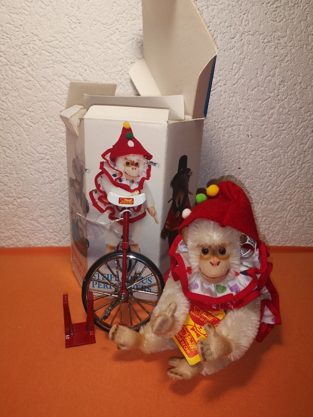 Steiff Jouets: STEIFF AFFE ZIRKUS REPLIKA – Neuf avec emballage d'origine à MUEHLEBERG par Cocolinette