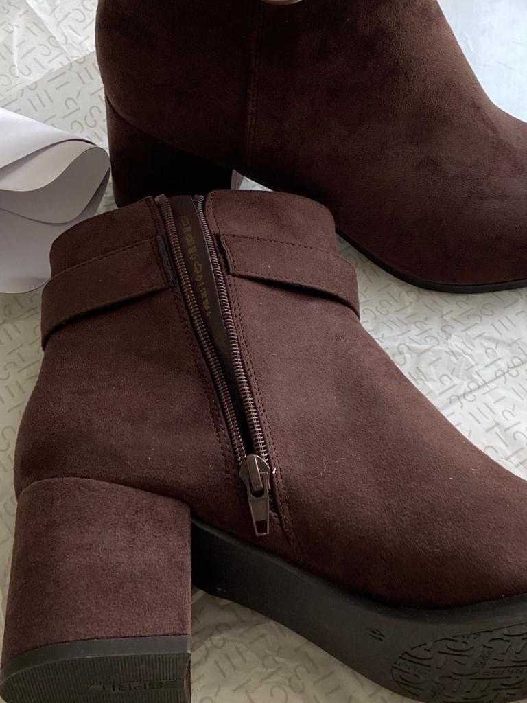Esprit Scarpe da donna: Esprit Stiefeletten Gr. 41 neu – Nuovo (secondo la descrizione) da Thalwil venduto da Briscolina 2