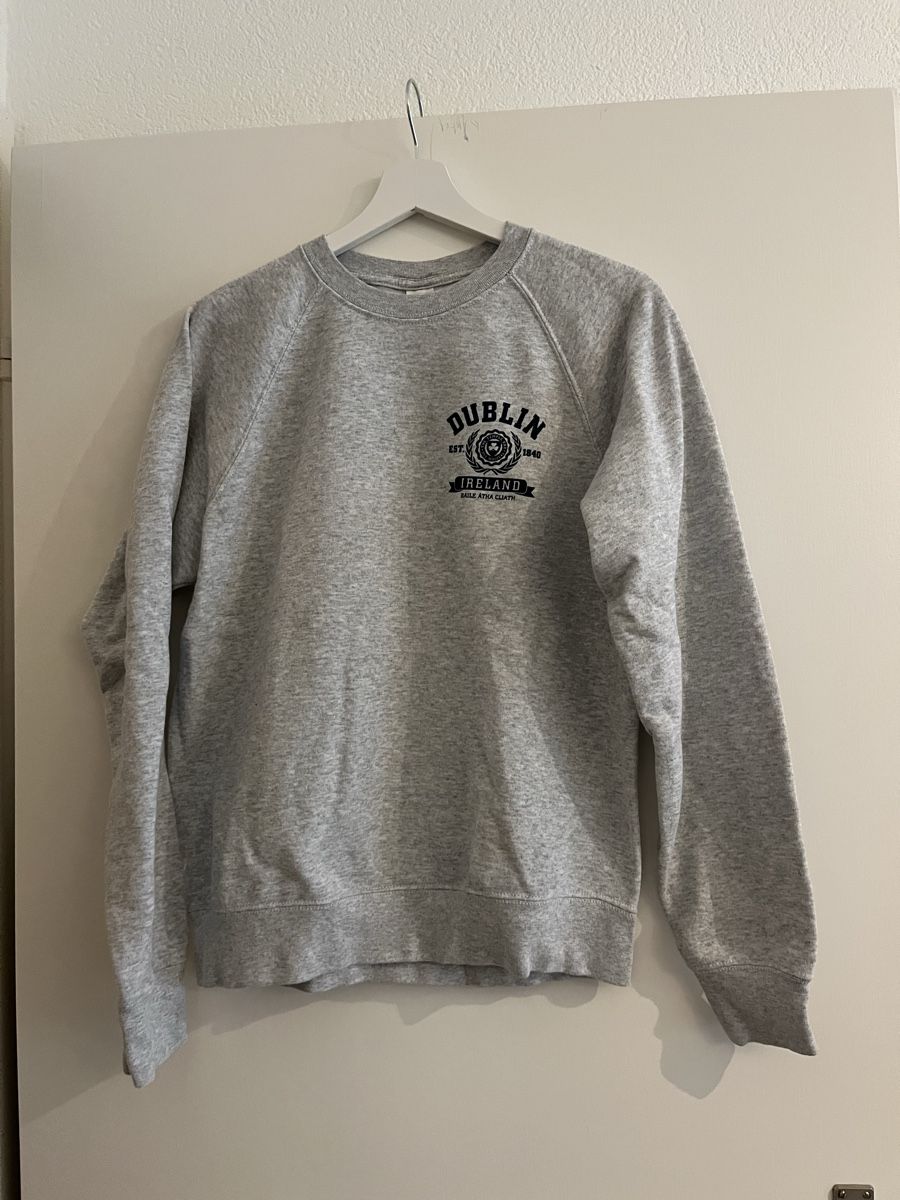 Pulls & Sweat-shirts: Sweatshirt Dublin, Gr. M, Grau - Top Zustand! – D'occasion à Trin par lad_qxl2