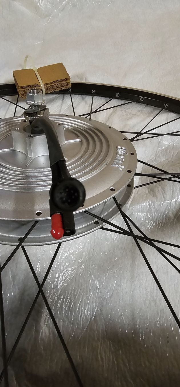 Bionx Pezzi di ricambio: BionX E-Bike Motor mit Rad Neue – Nuovo e nell'imballaggio originale da Winterthur venduto da express36 6