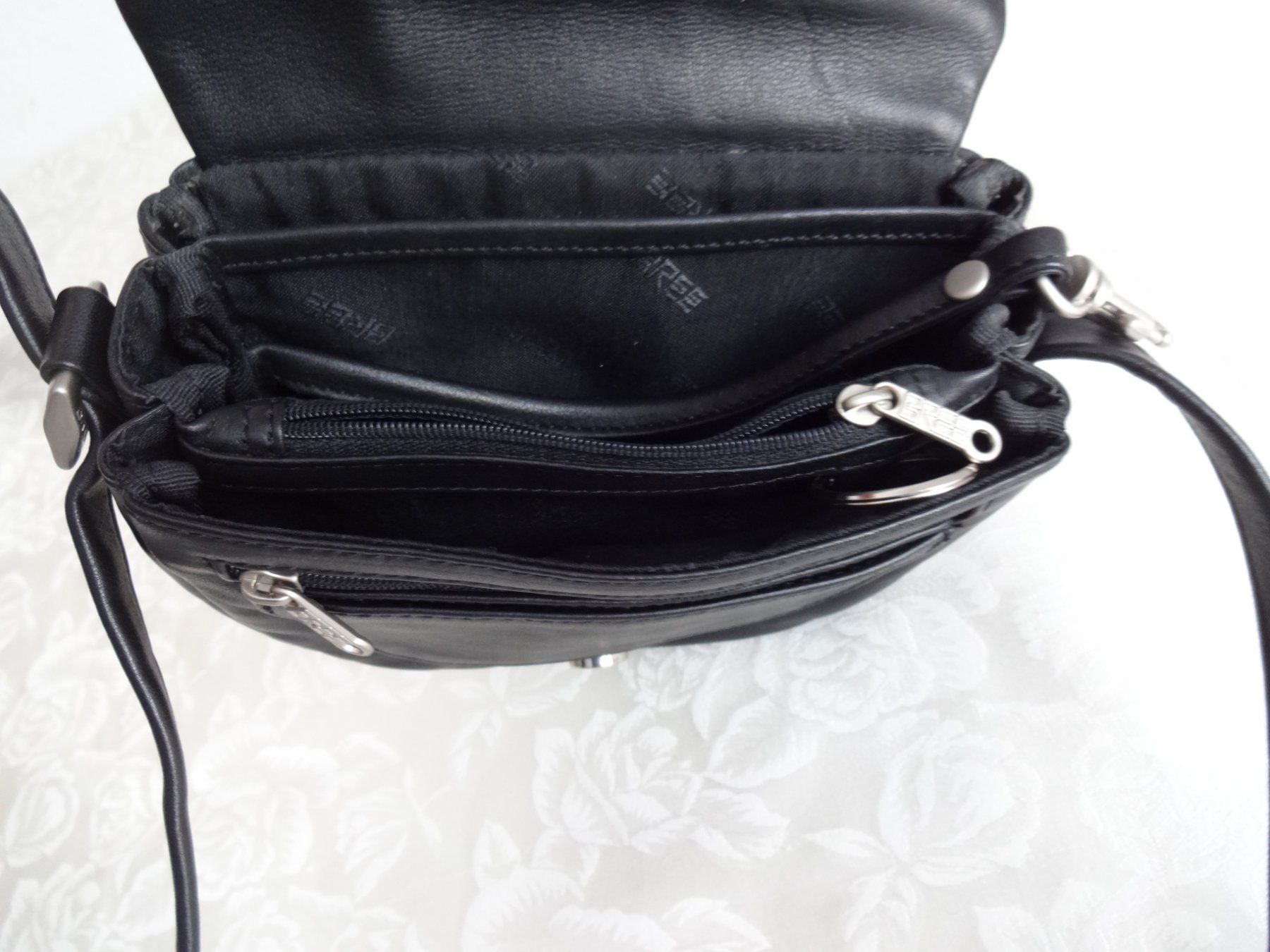 Bree Taschen für Damen: """ B R E E """ Echtleder Schwarze Umhängetasche. – Neu (gemäss Beschreibung) aus Frauenfeld von Riaa 6