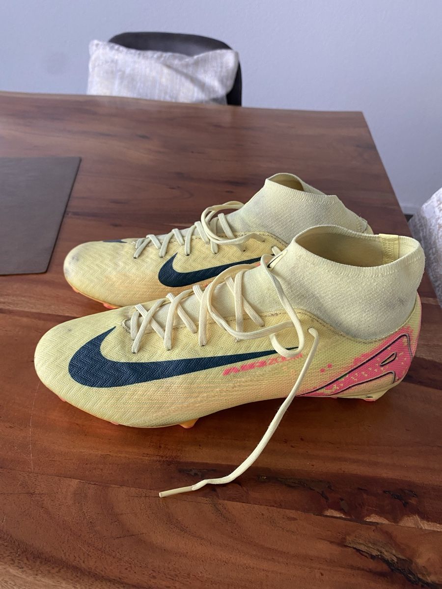 Scarpe per ragazzi: Fussballschuhe – Usato da Root venduto da Ronitmat 1
