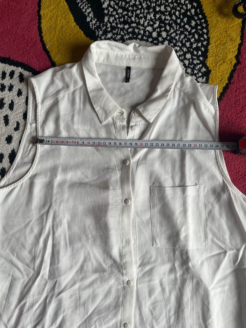 Only Blusen: Weisse Bluse/Top, ärmellos, Only, 42 – Gebraucht aus Solothurn von Bobesch08 5