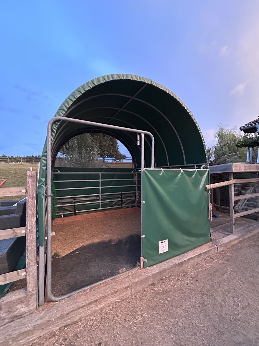 Accessori per la stalla: Rundbogen-Weidezelt 3x3m – Usato da Unterkulm venduto da sparta05 1