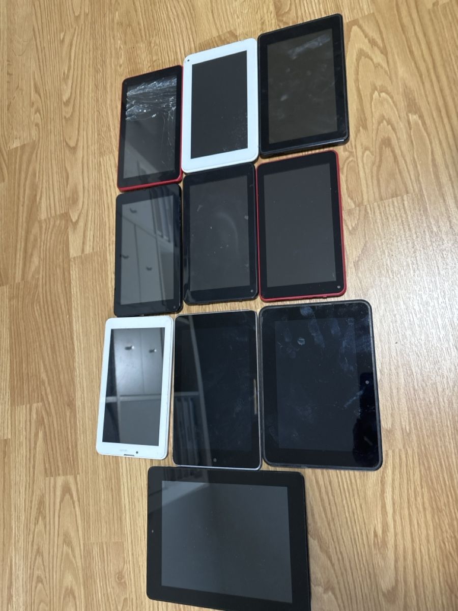 Tablet PC: 10 Tablet Mix different sizes  – Difettoso da Riehen venduto da Top-Quality 7