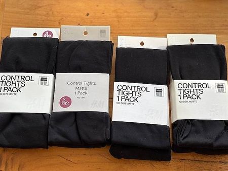 Neu! 4 für 3 Tights Strumpfhose schwarz Grösse S von H und M