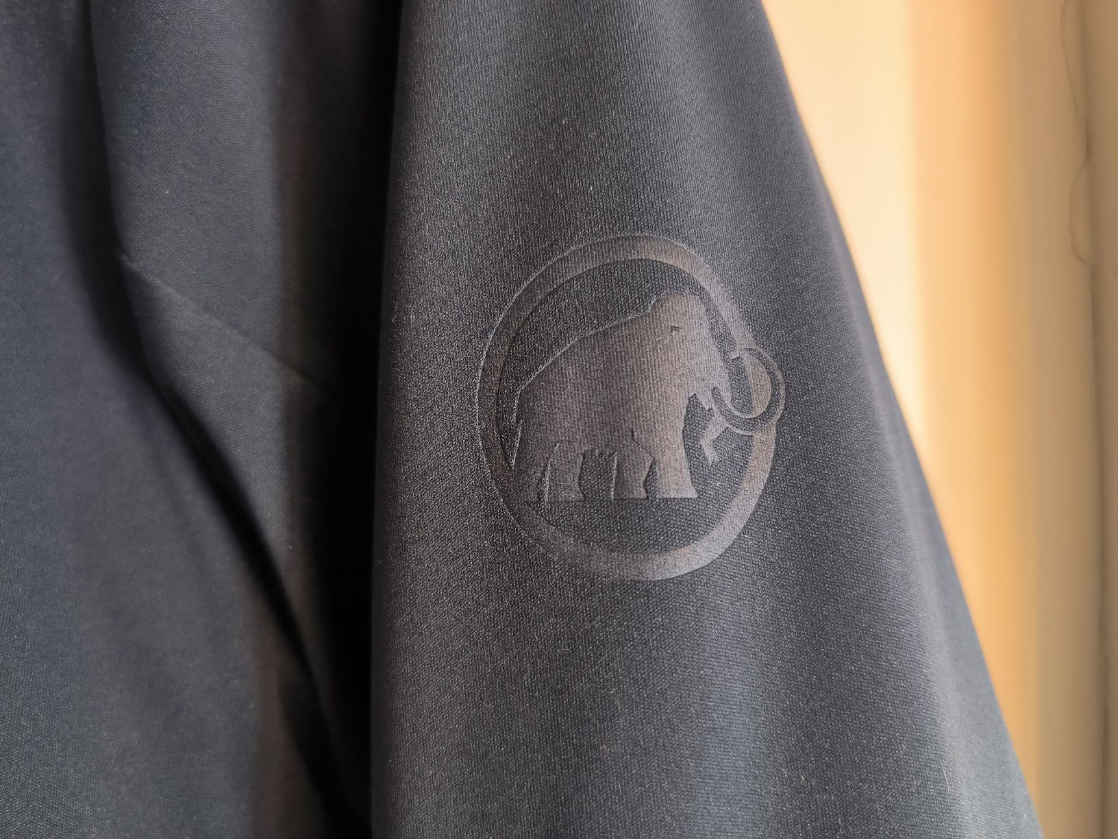 Mammut Giacche: Mammut Softech Jacke Gr. XS, neuwertig, ajungilak Technolog. – Nuovo (secondo la descrizione) da Remigen venduto da pu_s6ls 2
