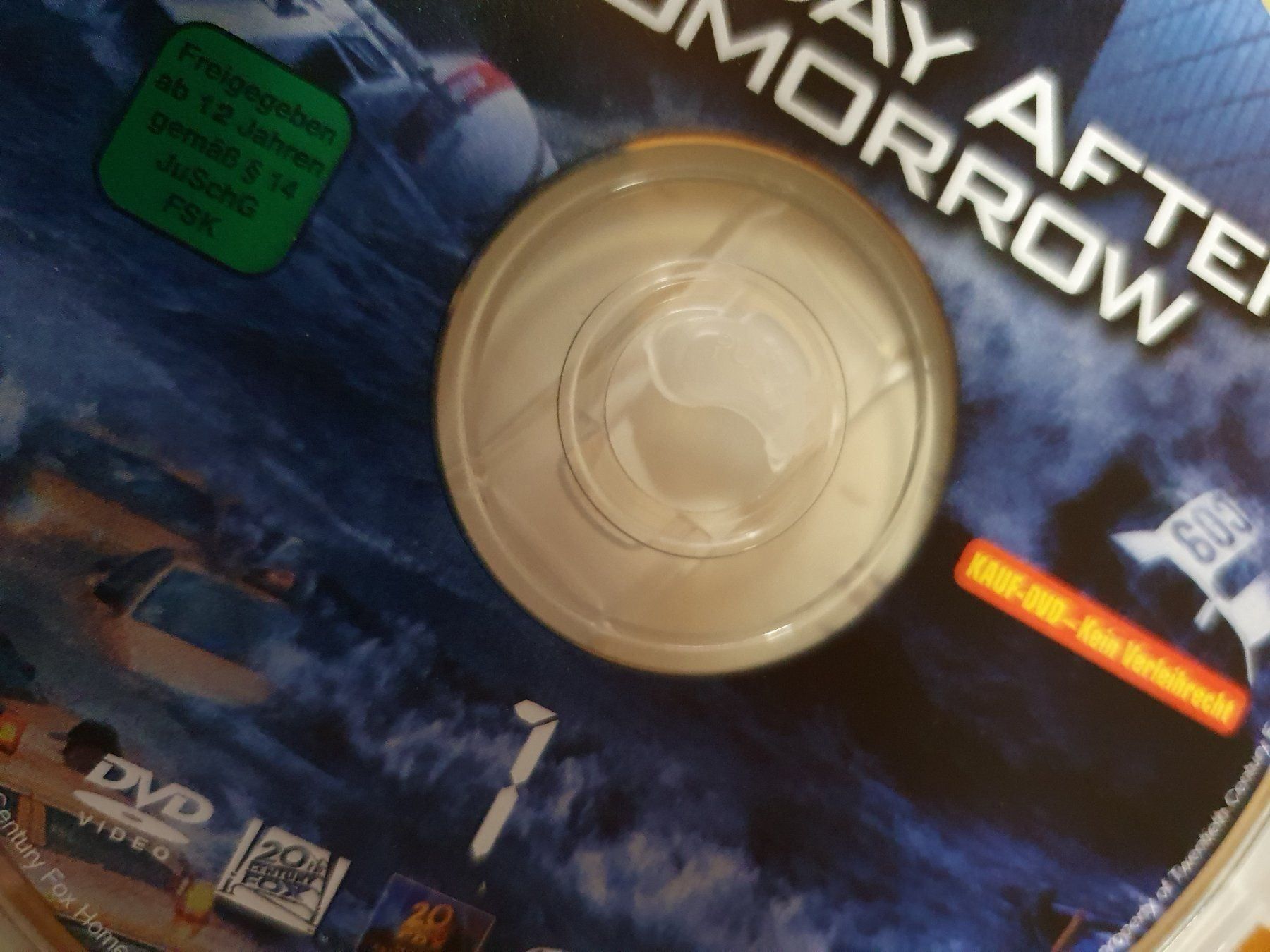 Tutti i DVDs: The Day after Tomorrow – Usato da Oberdorf BL venduto da BaldenEagle 2