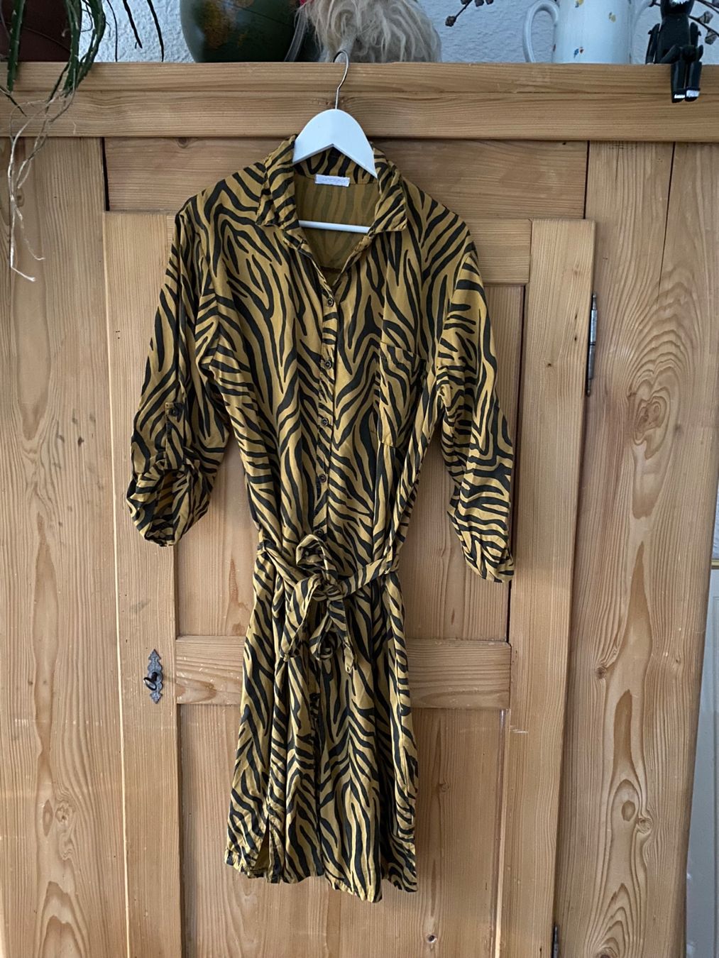 Vestiti: Kleid Gr. L Made in Italy – Usato da Bolligen venduto da Picasso79