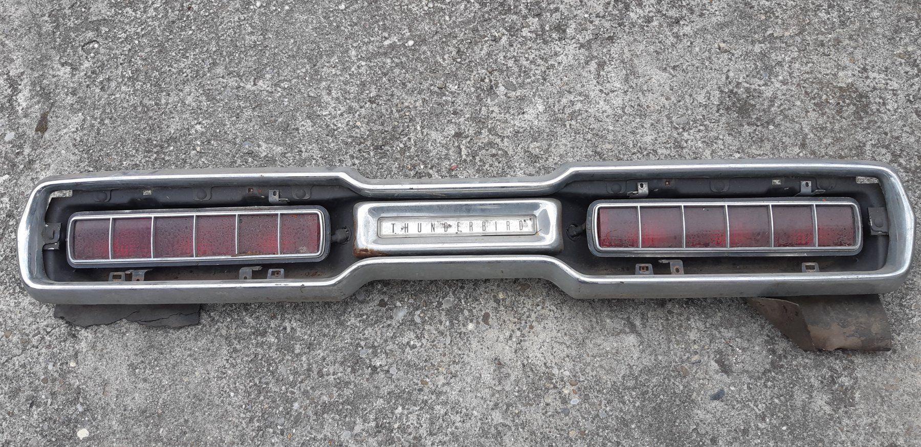 Ford Tutti pezzi di ricambio auto: Ford Thunderbird 1966 Teile – Usato da Siselen BE venduto da saradiva2015 8