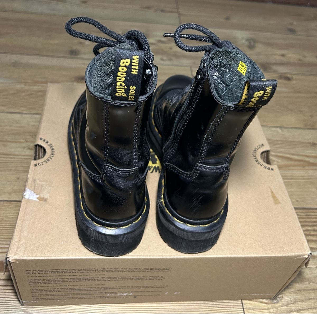 Dr. Martens Scarpe da donna: Dr. Martens Jadon Platform Boots – Usato da brent venduto da fukusapes 1