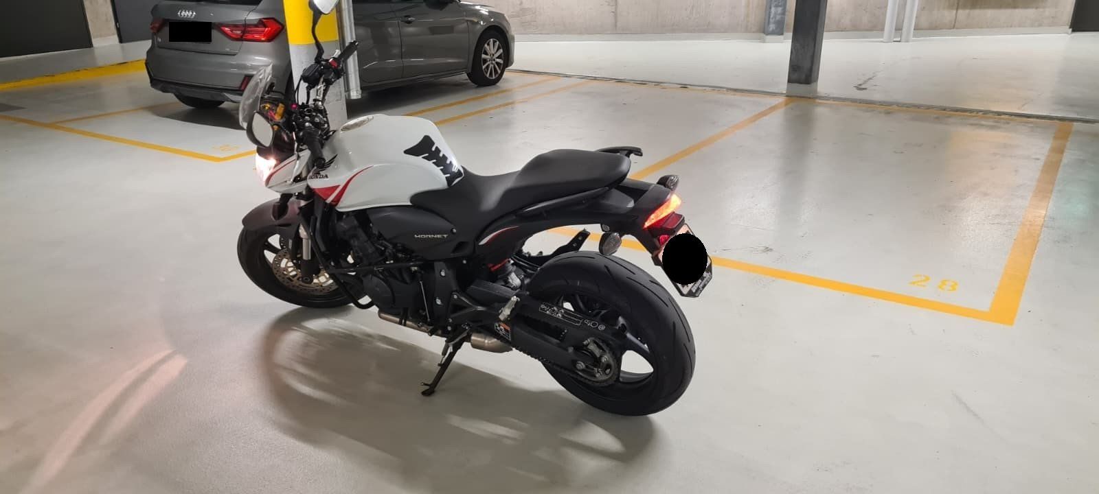 Honda Strada: Honda Hornet CB600FA – Usato da Tafers venduto da Meurio 3