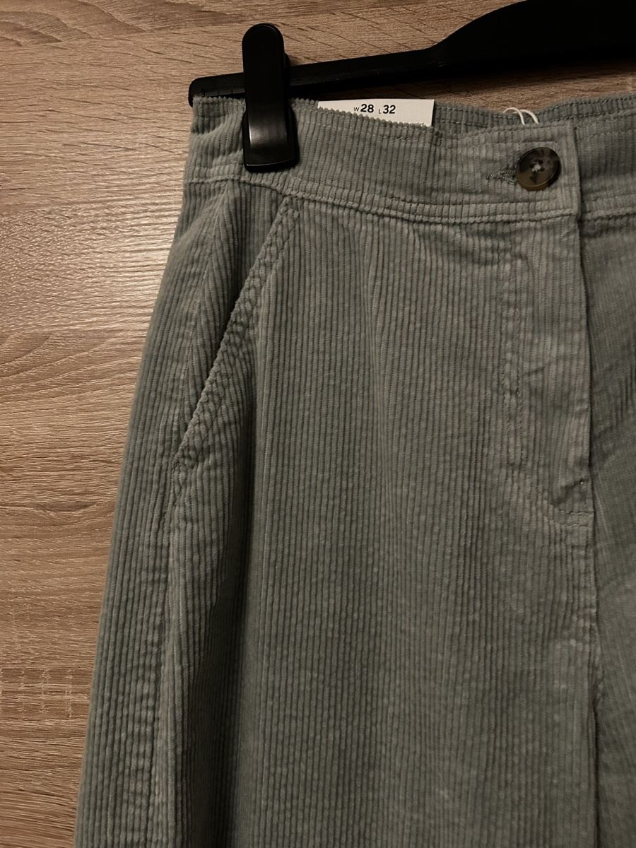 Hosen: Pantalon – Neu (gemäss Beschreibung) aus Lausanne von naranjo 1