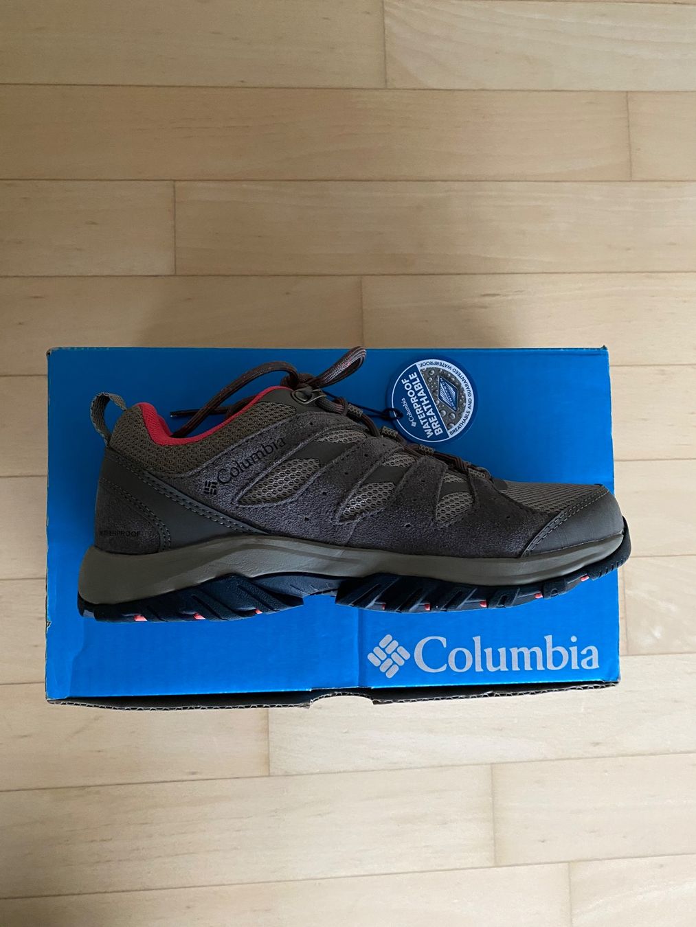 Columbia Herrenschuhe: Neue Columbia Trekkingschuhe Gr.: 37 – Neu und originalverpackt aus Buchrain von Booster10 1