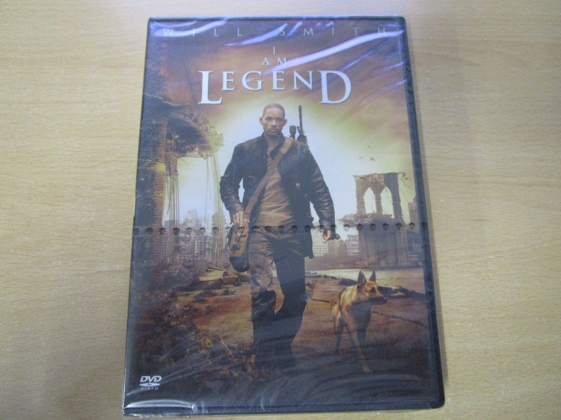 Alle DVDs: I am Legend Will Smith - DVD NEUWARE – Neu und originalverpackt aus Goldau von agestuffer