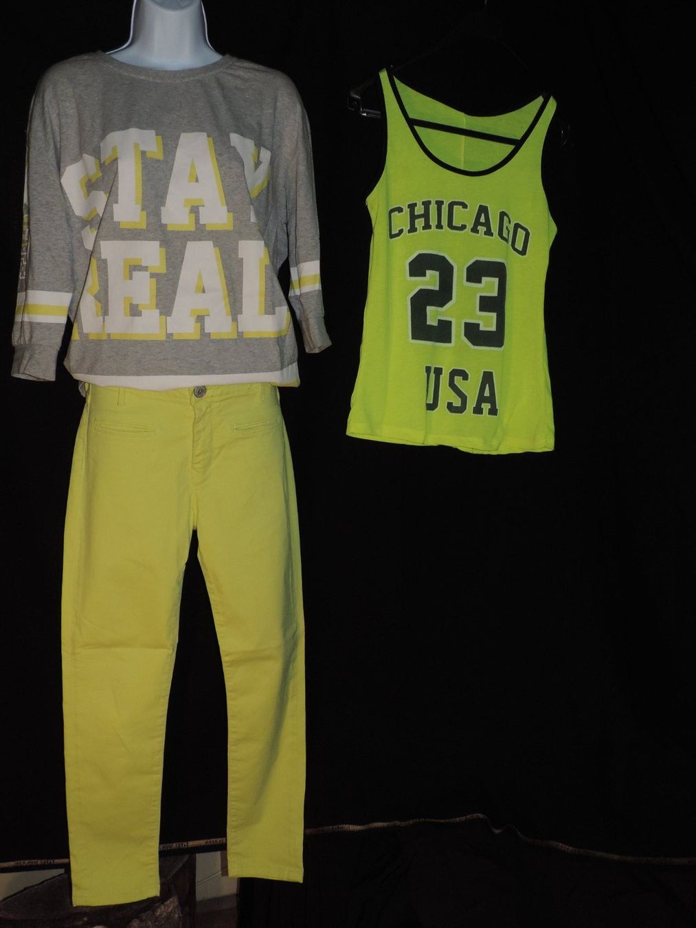 Kleiderpakete: 2 ensembles outwear jaune fluo – Gebraucht aus Genève von Axelle333 5