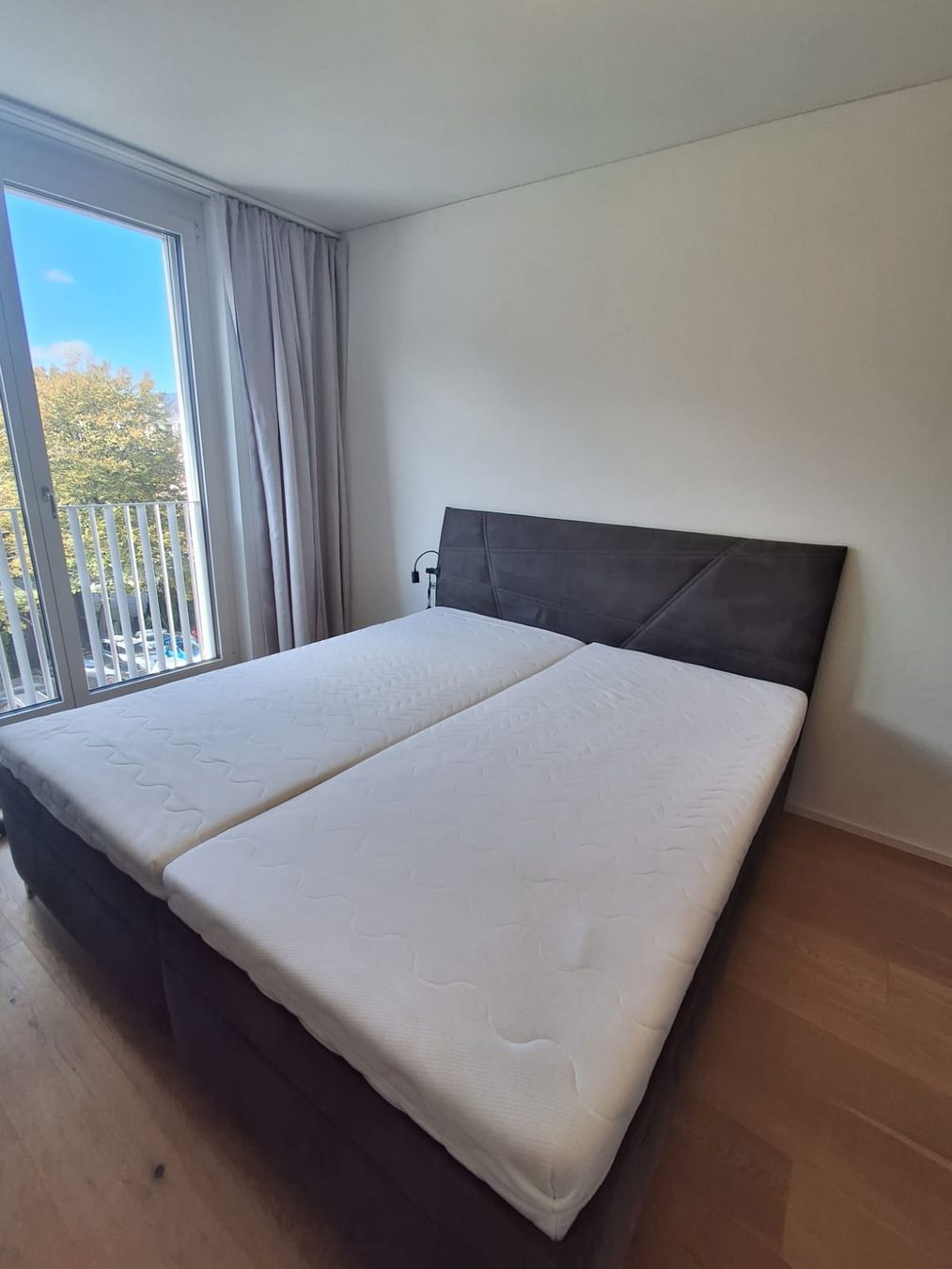 Letti: Double Bed with Headboard & Mattress (Höffner) – Usato da Horw venduto da jon_g9bq 5