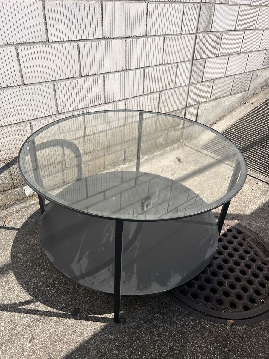 Tavoli: Runder Glas-Couchtisch – Usato da Herisau venduto da langohrenglueck