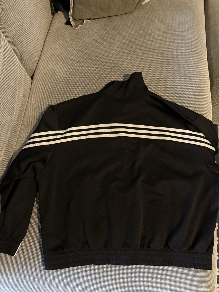 Adidas Jacken: Adidas Toronto Maple Leafs  Grösse L – Gebraucht aus Winterthur von ivule2000 8