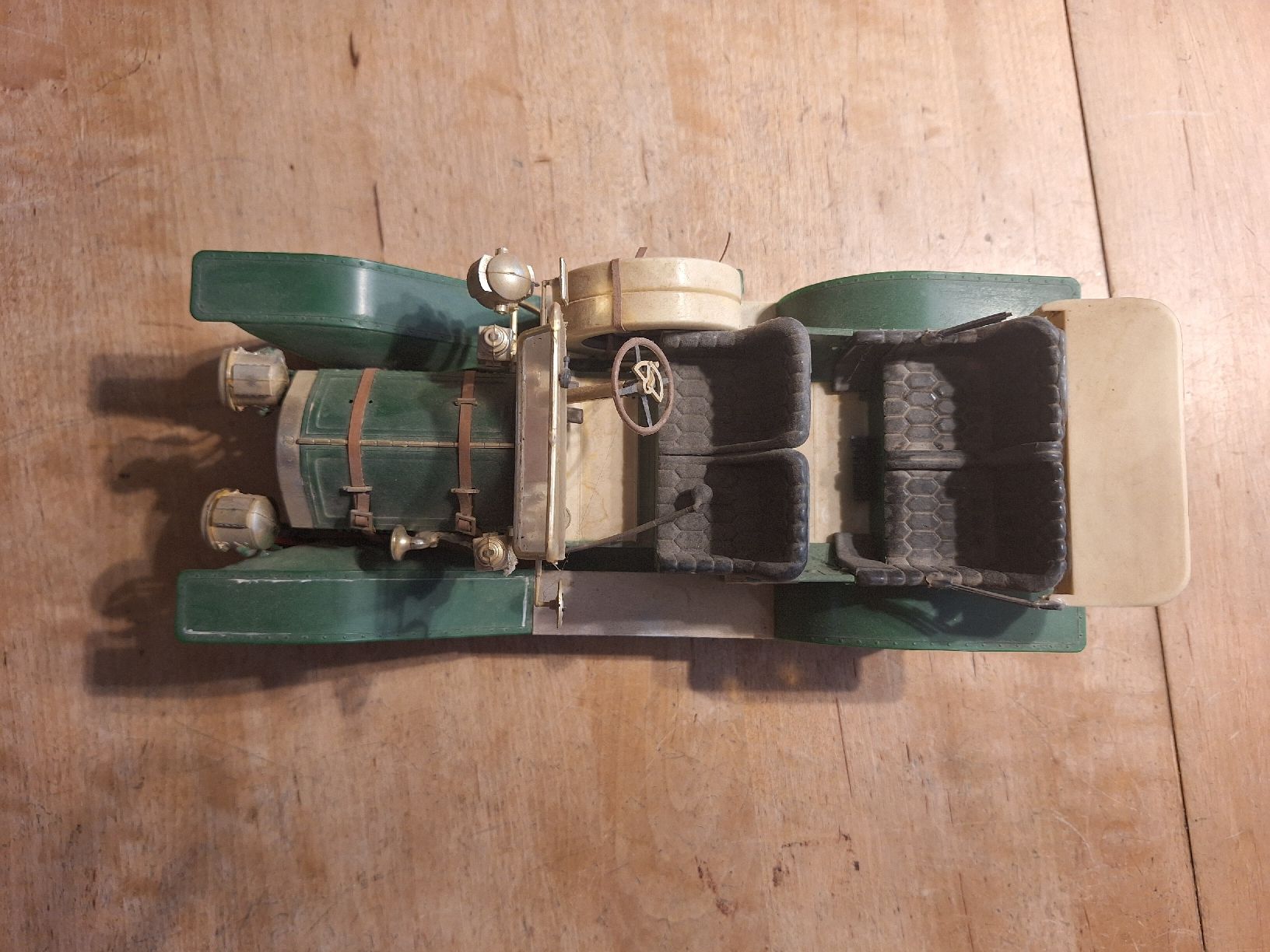 Modellautos: Modellauto Oldtimer grün mit Reserverad 32cm – Gebraucht aus Oftringen von isa_5cwl 3