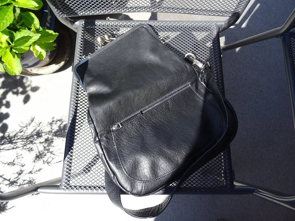 Borse da donna: Sicks and Stones Ledertasche – Nuovo (secondo la descrizione) da Niederbipp venduto da PiaZ01 3