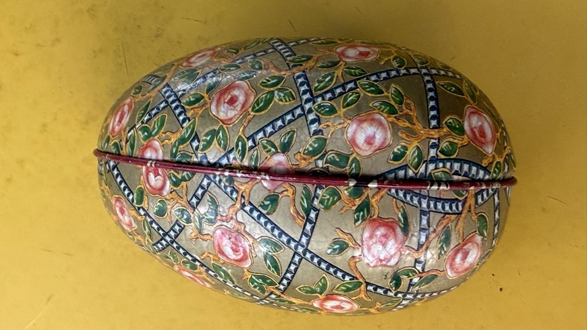 Altro in Decorazioni & Accessori: Grosses Ei, Blechdose, Schale Rot Gold Blumen – Usato da Riedholz venduto da Frettchen63 4